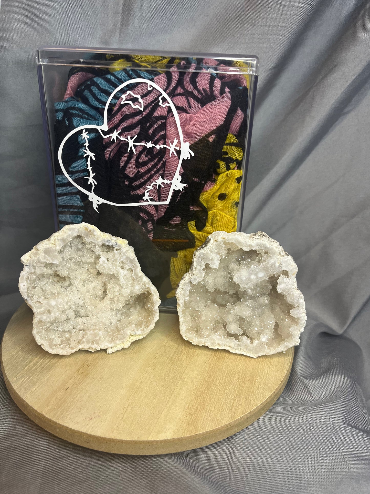 Agate Geode (Druzy Agate Geode)